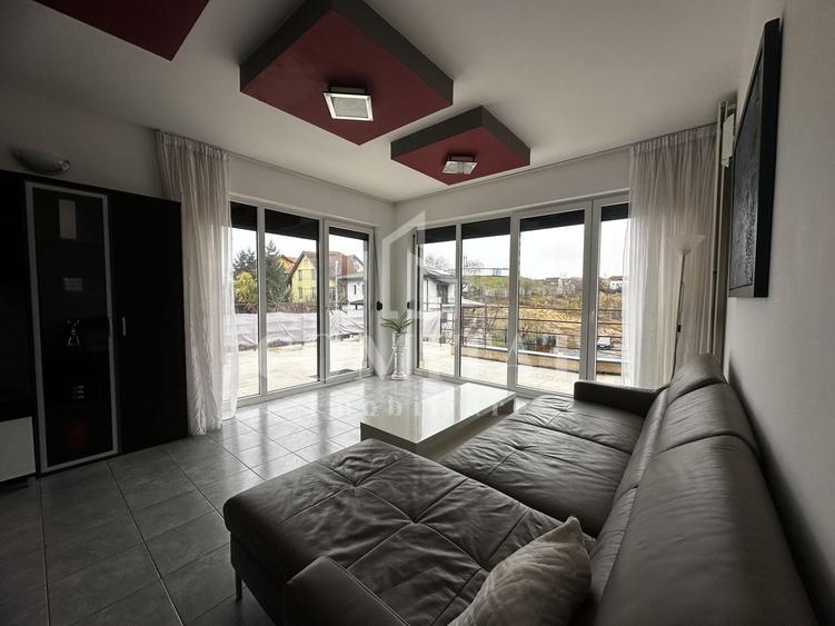 Apartament cu 2 camere semidecomandat, mobilat în Europa