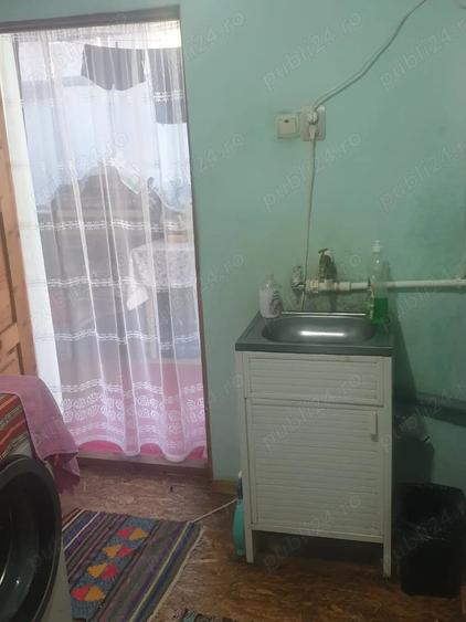 Casă cu 3 camere cu Teren 90 Mp în Tei