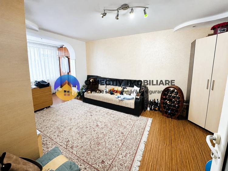 Apartament cu 2 camere decomandat, mobilat în Mărăței