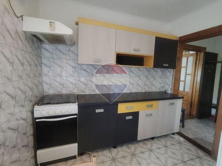 Apartament cu 2 camere decomandat în Sud