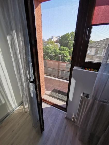 Apartament cu 2 camere decomandat, mobilat în Torontalului