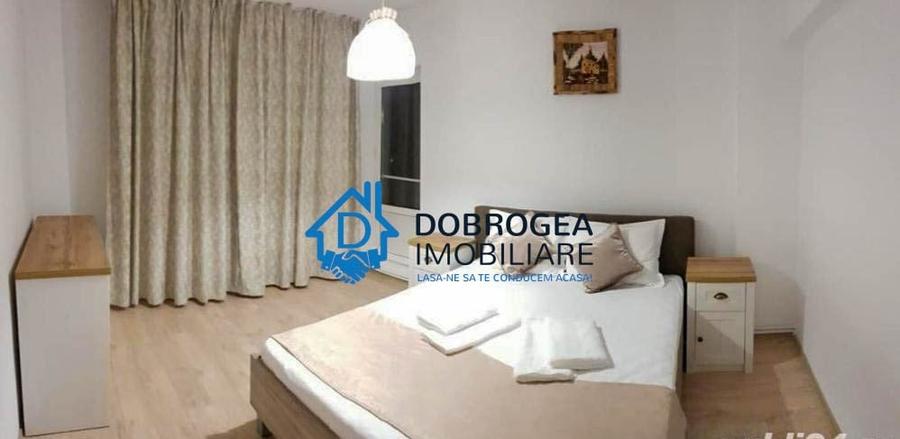 Apartament cu 3 camere decomandat, mobilat în Central