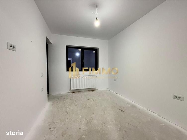 Apartament cu 3 camere decomandat în Ipotești