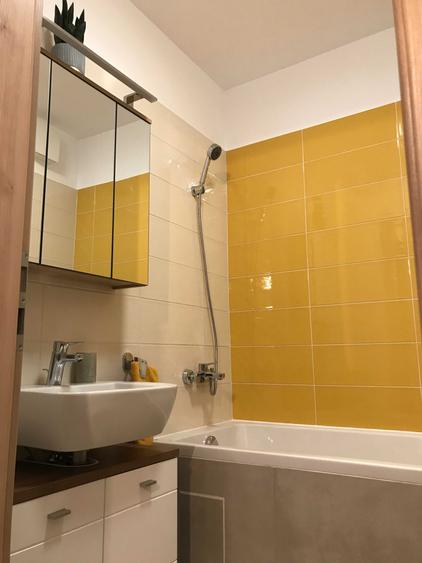Apartament cu 3 camere decomandat în Take Ionescu
