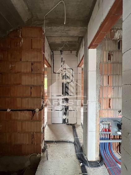 Casă individuală cu 7 camere cu Canalizare în Mehala