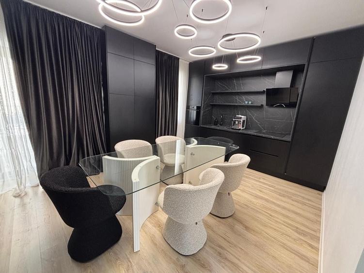 Casă cu 4 camere cu Teren 150 Mp în Central