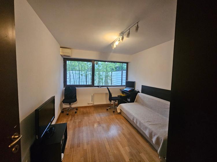 Apartament cu 2 camere în Pajura
