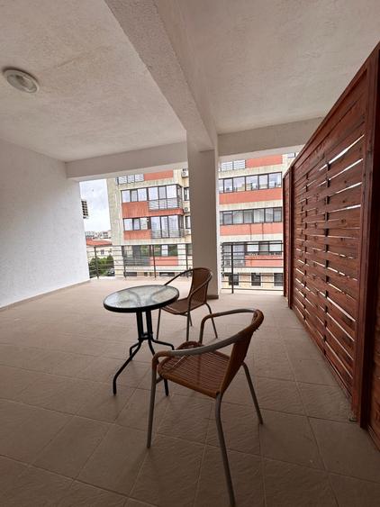Apartament cu 2 camere decomandat în Tomis Plus