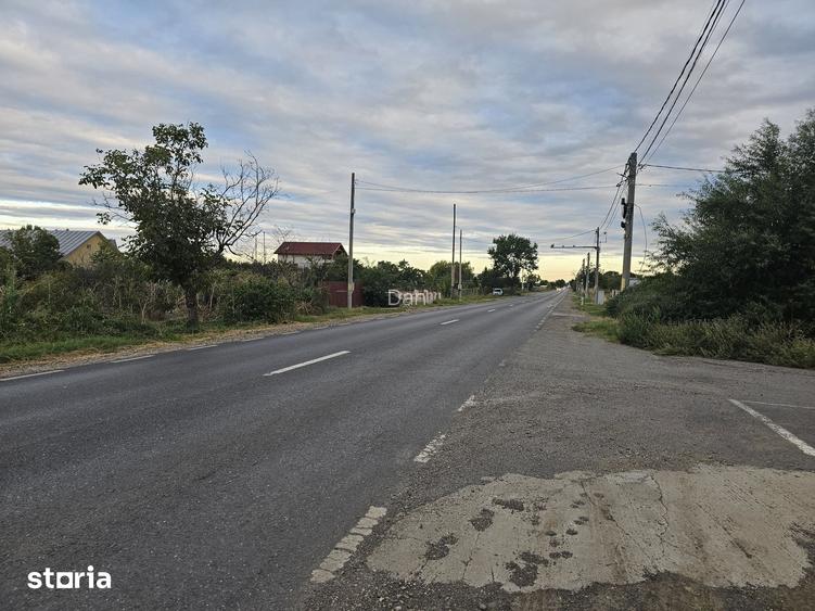 Vanzare teren VANATORI , deschidere DN26