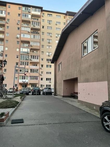 Spațiu comercial, de 150 mp, în Central