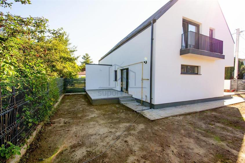Duplex cu 4 camere cu Teren 250 Mp în Mușcel