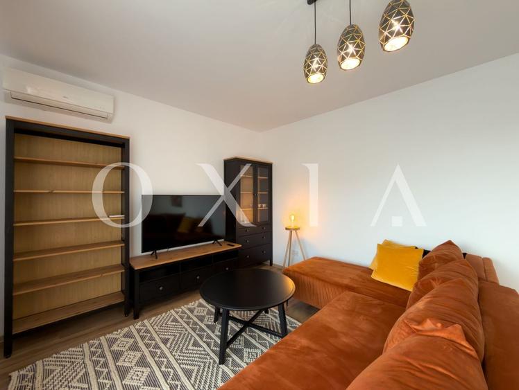 Apartament cu 2 camere semidecomandat, mobilat în Aradului