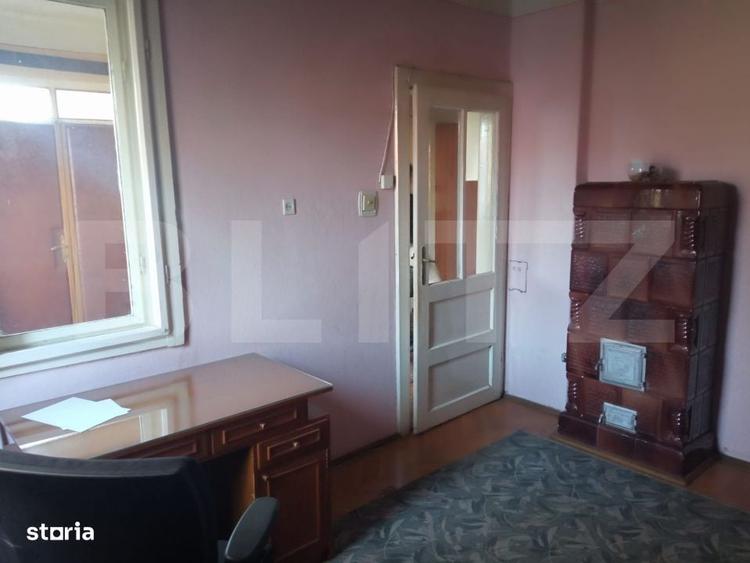 Casă cu 4 camere în Central