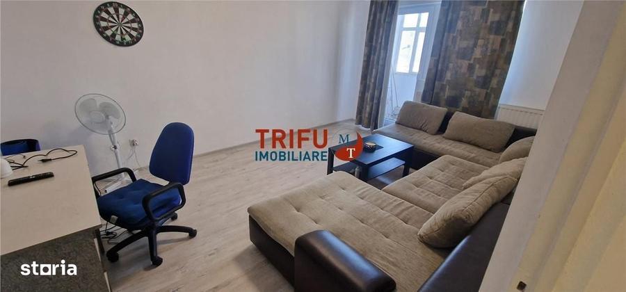 Apartament cu 3 camere decomandat în Cetate