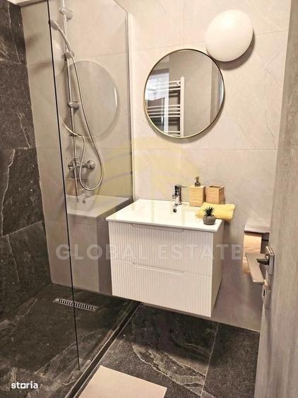 Apartament cu 2 camere decomandat în Central — fotografia 1