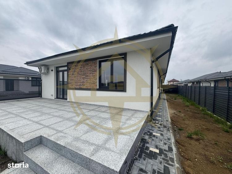 Casă cu 4 camere cu Teren 455 Mp în Balotești