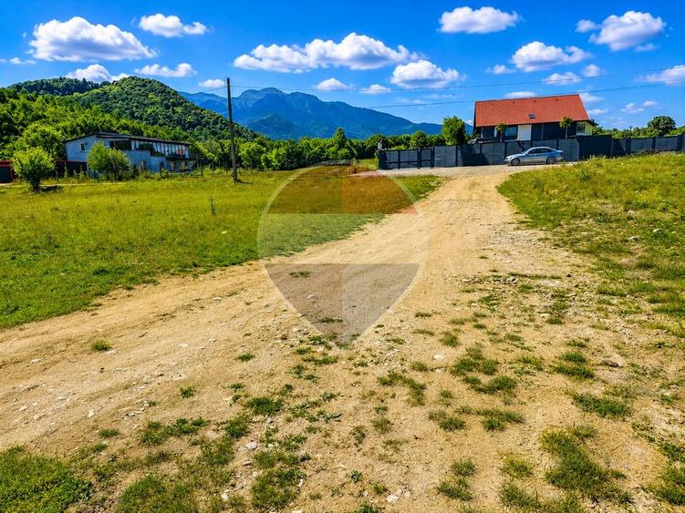 Teren Construcții intravilan de 1205 mp, în Glăjărie
