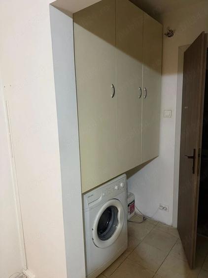 Apartament cu 3 camere semidecomandat, mobilat în Brâncoveanu