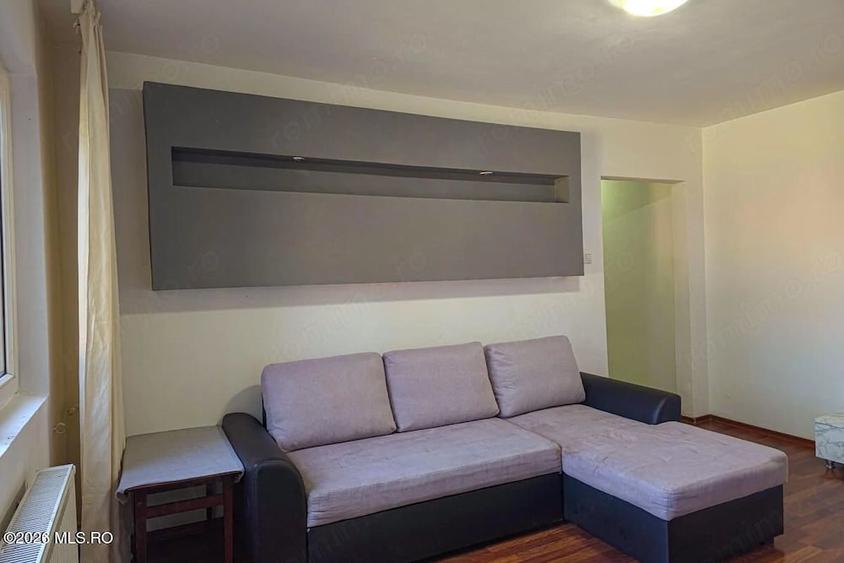 Apartament cu 4 camere semidecomandat în Mehala