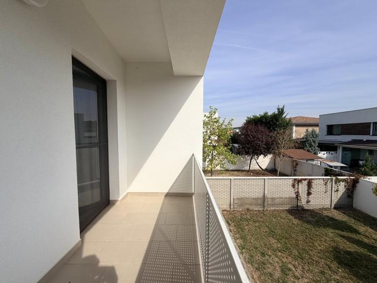Duplex cu 4 camere cu Canalizare în Dumbrăvița