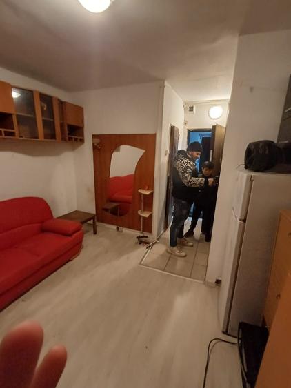 Garsonieră decomandată în Canta