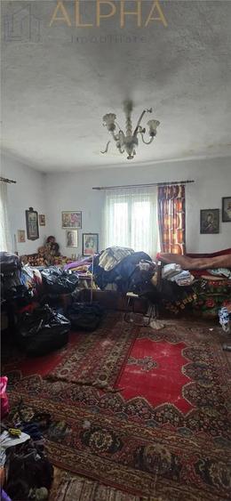 Casă cu 5 camere cu Teren 2320 Mp în Herina