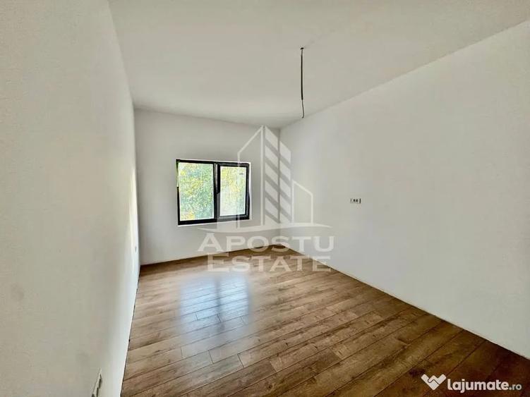 Casă cu 4 camere cu Teren 260 Mp în Giroc