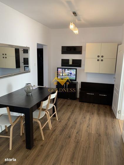 Apartament cu 3 camere, mobilat în Între Lacuri