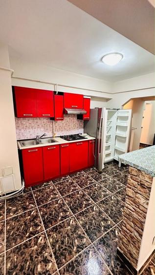 Apartament cu 3 camere în Spital