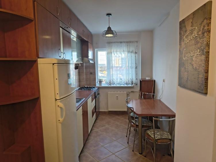 Apartament cu 2 camere decomandat, mobilat în Iancului