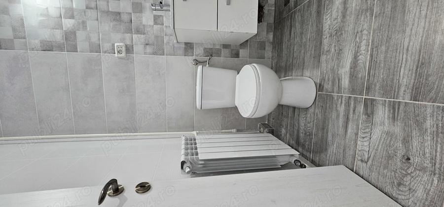 Garsonieră decomandată în Motru