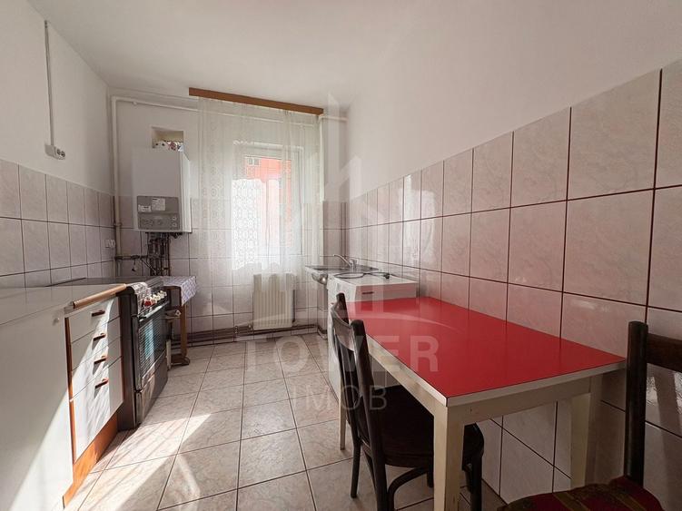 Apartament cu 2 camere în Mihai Viteazul