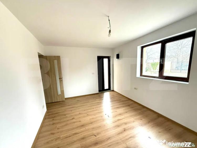 Casă cu 3 camere cu Teren 454 Mp în Central
