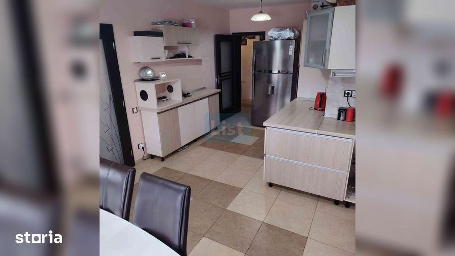 Casă cu 4 camere cu Teren 500 Mp în Bârnova