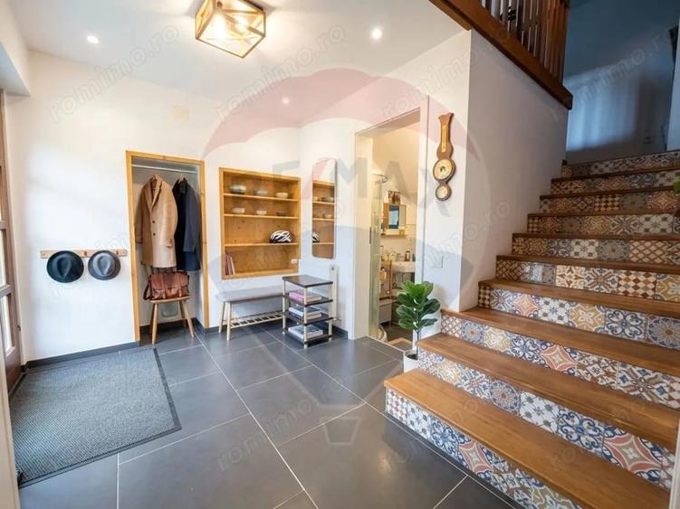 Casă cu Teren 2236 Mp în Ultracentral