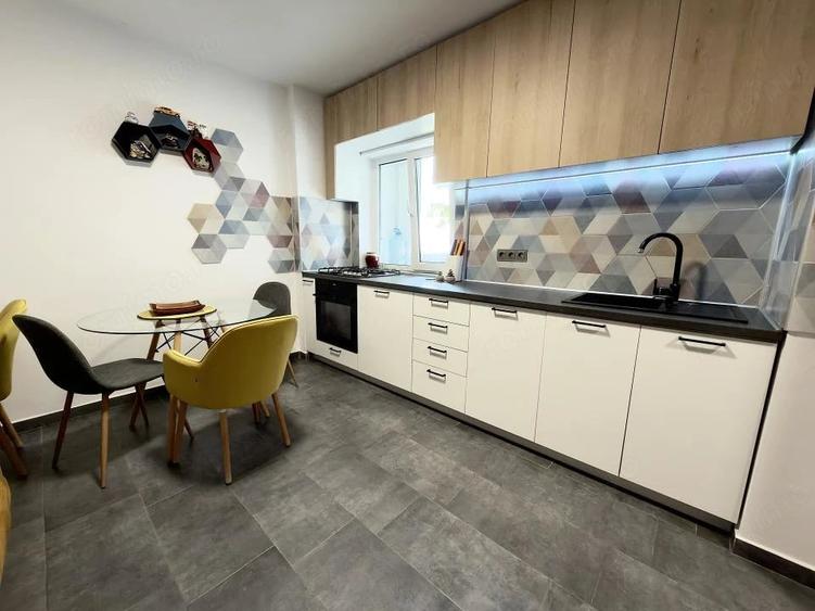 Apartament cu 2 camere semidecomandat în Lacul Tei