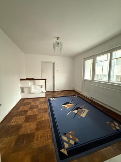 Apartament cu 2 camere semidecomandat, mobilat în Brazda lui Novac