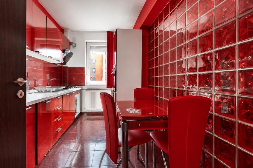 Apartament cu 2 camere decomandat în Giroc