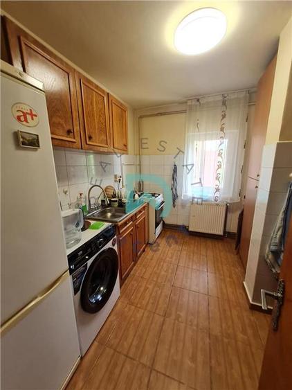 Apartament cu 2 camere decomandat în Noua — fotografia 1