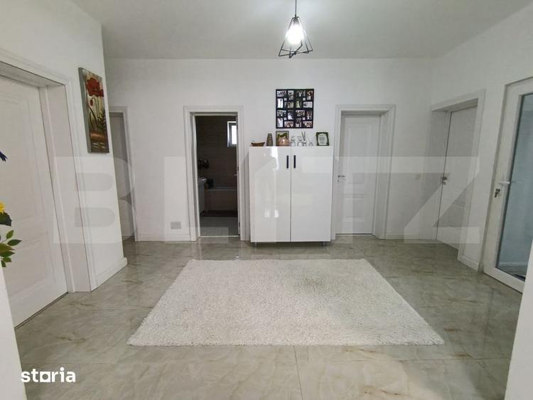 Casa ultra finisata si mobilata cu 3 camere 1 living si o terasa gener - 17