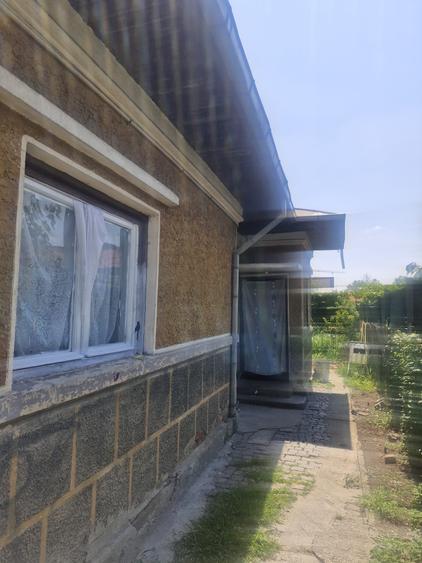 Casă individuală cu 2 camere cu Canalizare în Bd. Laminorului