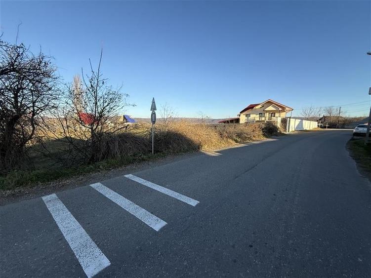 Teren Construcții intravilan de 1620 mp, în Calea Bârladului