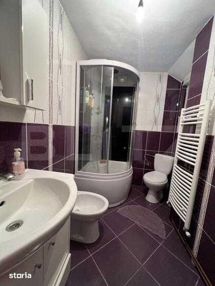 Casă cu 10 camere cu Teren 1300 Mp în Central