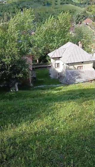 Casă cu 4 camere în Valea Rumâneștilor