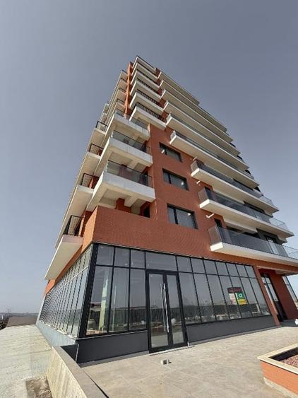 Spațiu comercial, de 455 mp, în E3