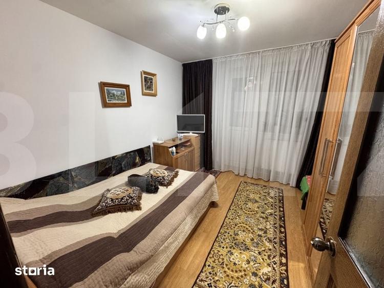 Apartament cu 3 camere semidecomandat în Central
