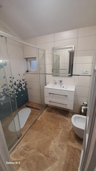 Casă cu 4 camere cu Teren 388 Mp în Central