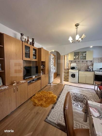 Apartament cu 2 camere, 40 mp, zona Decebal - 5