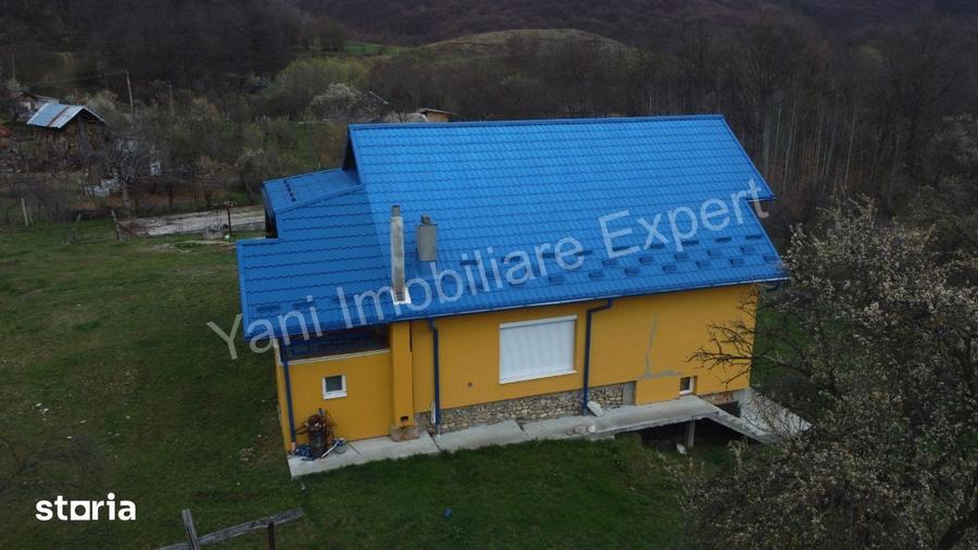 Casă cu 4 camere cu Teren 2044 Mp în Băiculești