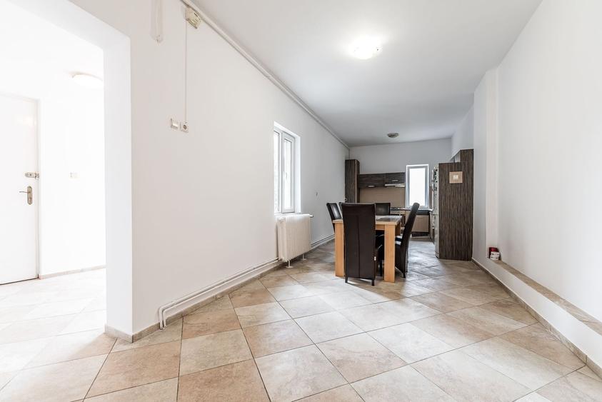 Apartament cu 3 camere circular în Central